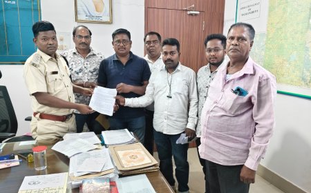 ଜିଲ୍ଲାରେ ଅବୈଧ ଭାବେ ଅନୁପ୍ରବେଶ କାରୀ ରହୁଥିବା ଅନୁମାନ କରି ତଦନ୍ତ ପାଇଁ ଥାନା ଅଧିକାରୀଙ୍କୁ ଦାବିପତ୍ର ଦେଲା ଭାରତୀୟ ସନାତନୀ ପରିବାର