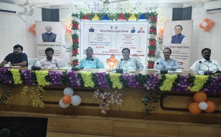 ଜିଲ୍ଲାସ୍ତରୀୟ ପିଏମ୍ କିଷାନ୍ ଉତ୍ସବ ଦିବସ*ଚାଷୀଙ୍କ ପାଇଁ ଉପହାର: ମାର୍ଚ୍ଚ ୧୩ରେ ଡିଜିଟାଲ୍ ମାଧ୍ୟମରେ ୨୦୦୦ ଟଙ୍କା ପଠାଇଲେ କେନ୍ଦ୍ର ସରକାର*