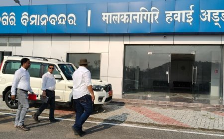 ଜିଲ୍ଲାପାଳଙ୍କ ମାଲକାନଗିରି ବିମାନବନ୍ଦରର ବିକାଶ ଓ ସୁରକ୍ଷା ବ୍ୟବସ୍ଥାର ସମୀକ୍ଷା* ସୋମବାର ସୁଦ୍ଧା ରିପୋର୍ଟ ଦେବାକୁ ନିର୍ଦ୍ଦେଶ*