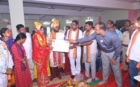 ମାଲକାନଗିରିରେ ମୁଖ୍ୟମନ୍ତ୍ରୀ କନ୍ୟା ବିବାହ ଯୋଜନା ଅନୁଷ୍ଠିତ*ସରକାରୀ ସହାୟତାରେ ନୂତନ ଜୀବନ ଆରମ୍ଭ କଲେ ୧୭ ନବଦମ୍ପତି*