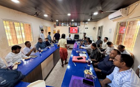 ଖଇରପୁଟରେ ଜିଲ୍ଲାପାଳଙ୍କ ଯୁଗ୍ମ ଜନ ଶୁଣାଣି,ଜନସାଧାରଣଙ୍କ ସମସ୍ୟାର ତ୍ୱରିତ ସମାଧାନ*