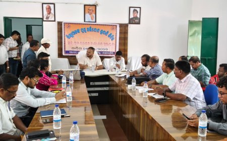 ଚିତ୍ରକୋଣ୍ଡାର ଗୁଣ୍ଠାୱାଡା ଗ୍ରାମ ପଞ୍ଚାୟତରେ ଅଭିଯୋଗ ଶୁଣାଣି: ୫୦ଟି ଅଭିଯୋଗ ପତ୍ର ଗ୍ରହଣ, ତୁରନ୍ତ ସମାଧାନ ପାଇଁ ଜିଲ୍ଲାପାଳଙ୍କ ନିର୍ଦ୍ଦେଶ*